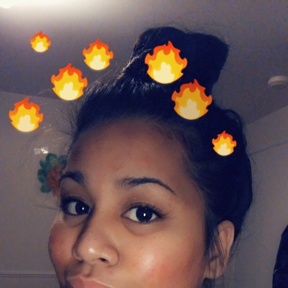 Meet your Posher, Anna - Picture 1 of 1